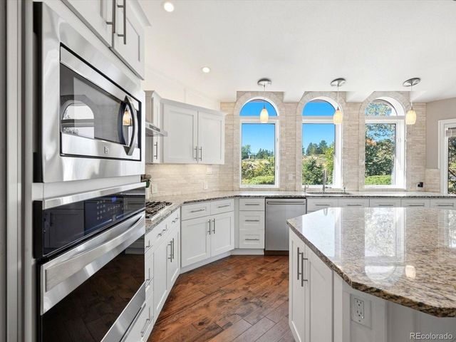 57 E Oak Hills Dr, Castle Rock, CO 80108