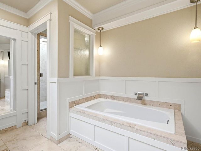 57 E Oak Hills Dr, Castle Rock, CO 80108