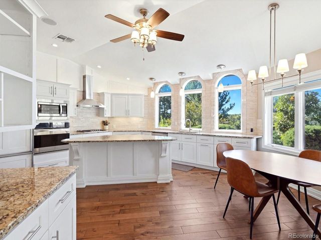 57 E Oak Hills Dr, Castle Rock, CO 80108