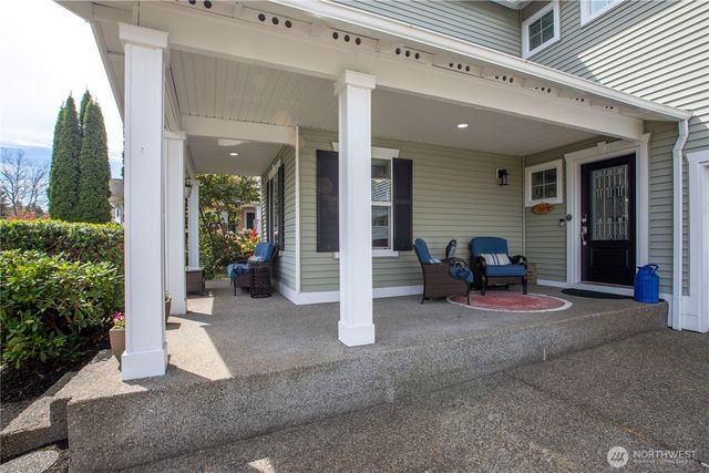 1521 Sinclair Drive, Dupont, WA 98327