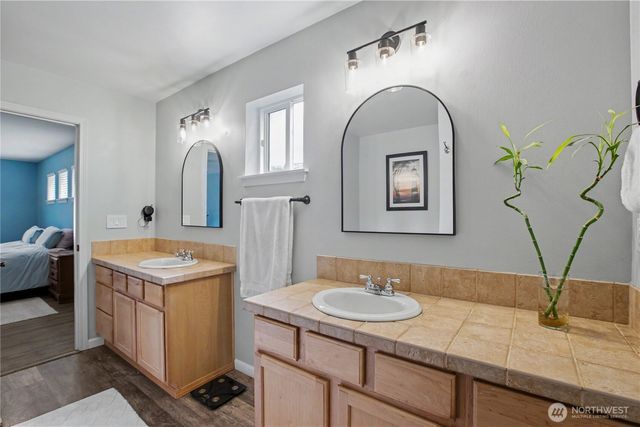 1521 Sinclair Drive, Dupont, WA 98327