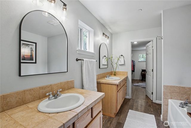 1521 Sinclair Drive, Dupont, WA 98327