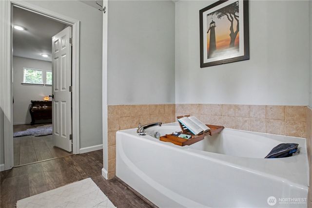 1521 Sinclair Drive, Dupont, WA 98327