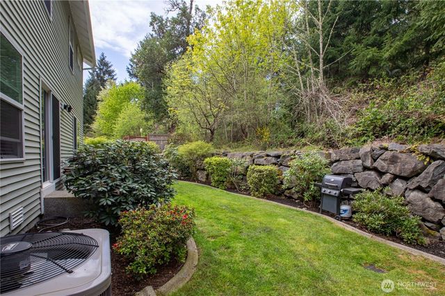 1521 Sinclair Drive, Dupont, WA 98327