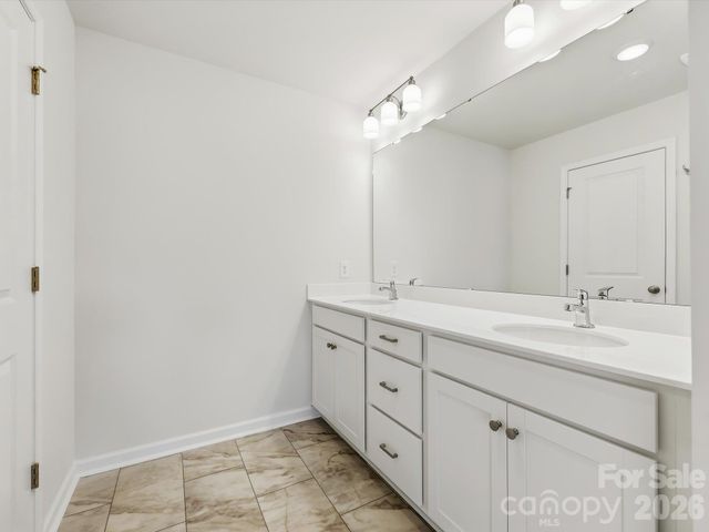 6617 Fire Lily Lane, Charlotte, NC 28216
