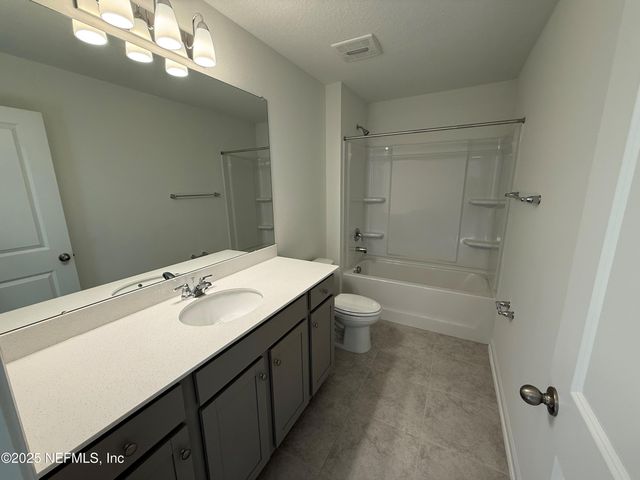 14401 EPPLY Drive, Jacksonville, FL 32218