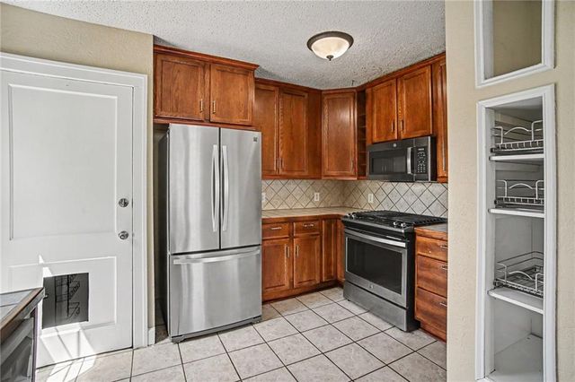 2215 Nebraska Avenue, Kansas City, KS 66102