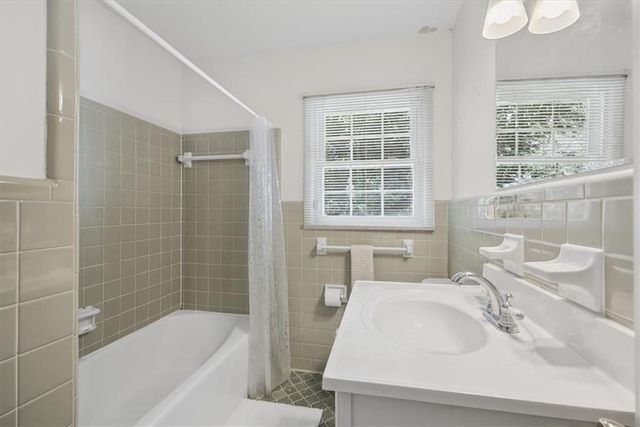 2781 Fernvalley Road, Marietta, GA 30066