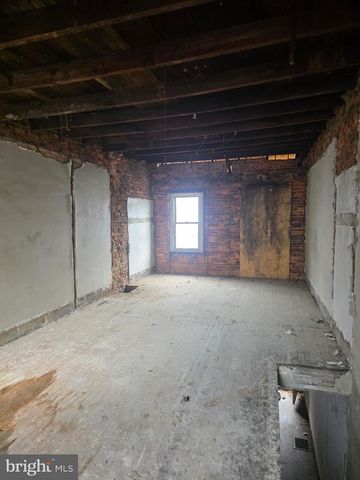 6430 GLENMORE AVE, Philadelphia, PA 19142