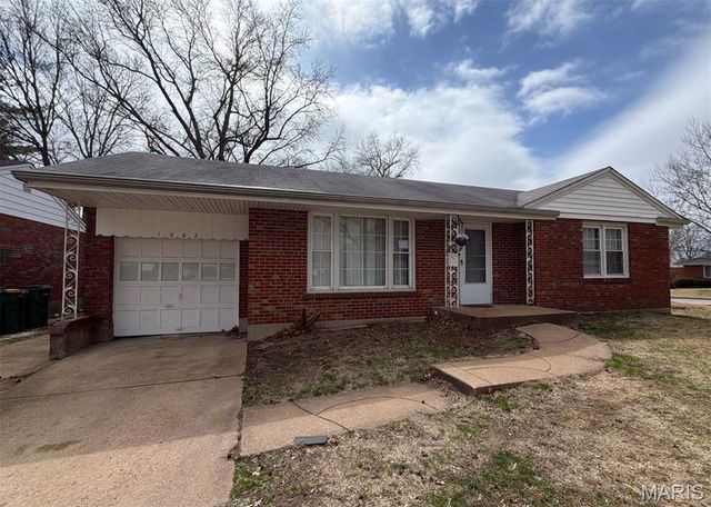 1082 Fontaine Place, St Louis, MO 63137