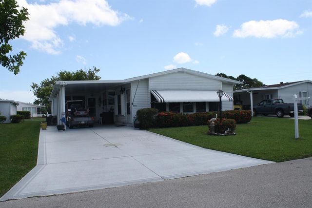 8372 Gallberry Circle, Port St. Lucie, FL 34952