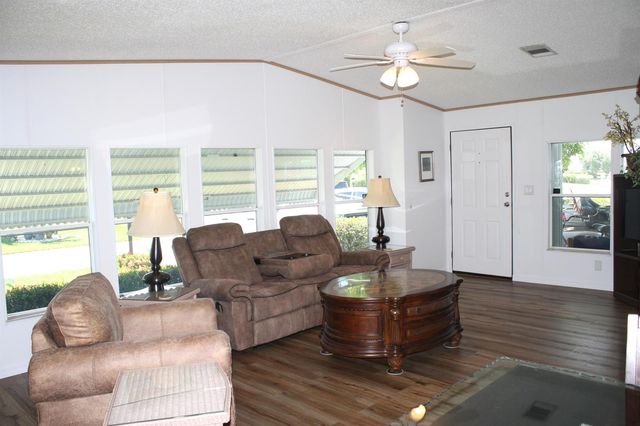 8372 Gallberry Circle, Port St. Lucie, FL 34952