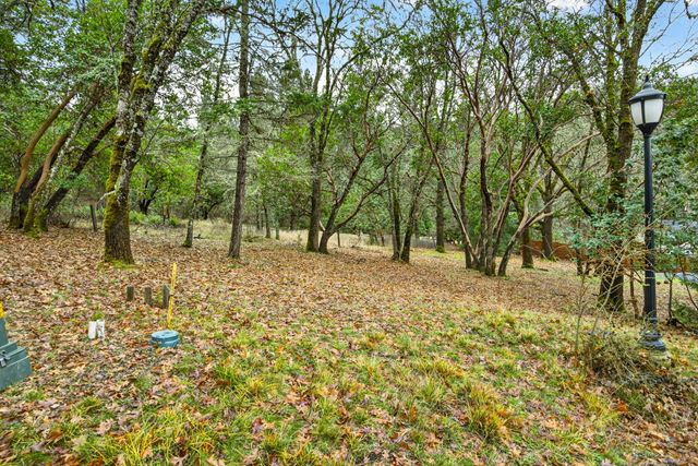 425 Josephines Way, Jacksonville, OR 97530