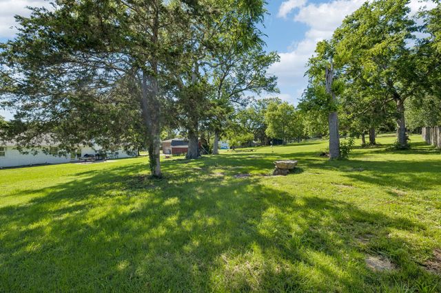 301 Northside Dr, Madison, TN 37115