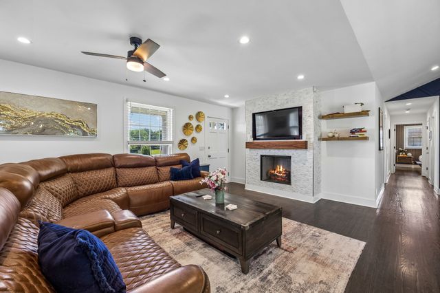 301 Northside Dr, Madison, TN 37115