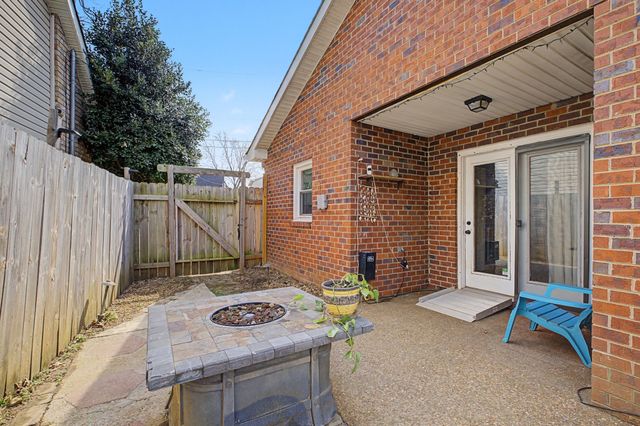 4607 Conway Ct, Old Hickory, TN 37138