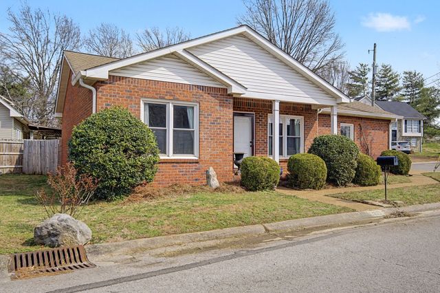 4607 Conway Ct, Old Hickory, TN 37138