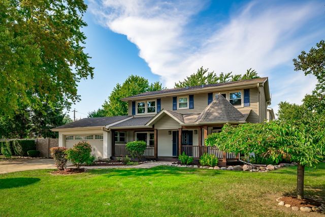 305 E Armitage Avenue, Elmhurst, IL 60126