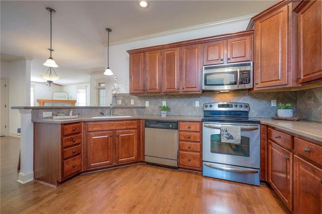 11238 S RENE Street 3002, Olathe, KS 66062