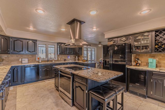 1805 SARA ANN CIRCLE, Paragould, AR 72450