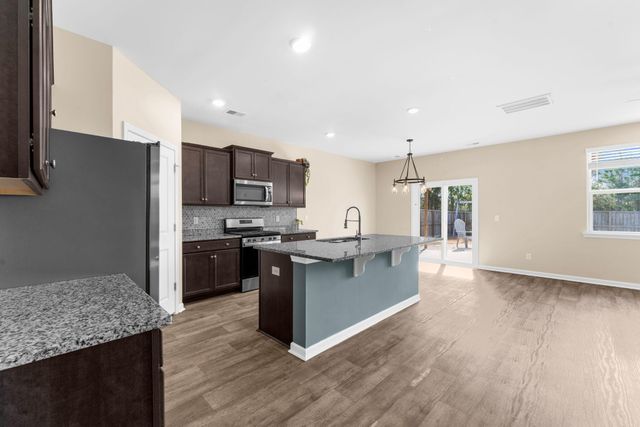 213 Sedona Drive, Summerville, SC 29486