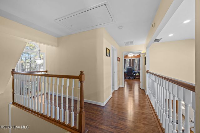 33 Neuse Winds Drive, Oriental, NC 28571