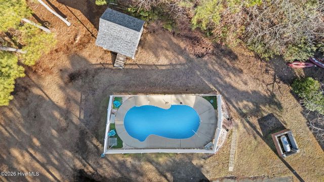 33 Neuse Winds Drive, Oriental, NC 28571