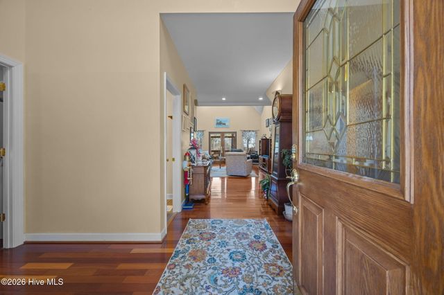 33 Neuse Winds Drive, Oriental, NC 28571