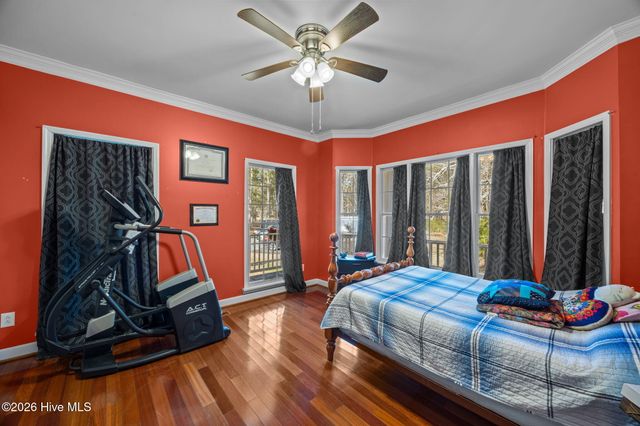 33 Neuse Winds Drive, Oriental, NC 28571