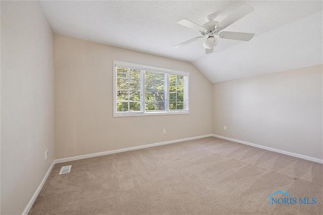 8670 Augusta Lane, Holland, OH 43528