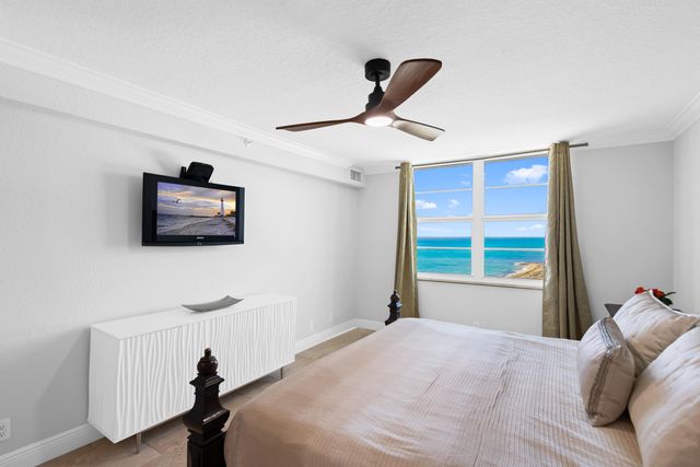 4511 S OCEAN Boulevard 807, Highland Beach, FL 33487