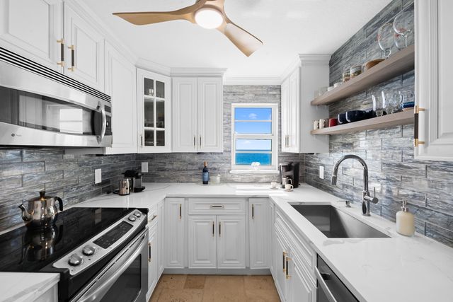 4511 S OCEAN Boulevard 807, Highland Beach, FL 33487
