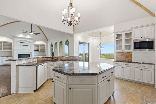 8514 Terra Mont Way, San Antonio, TX 78255
