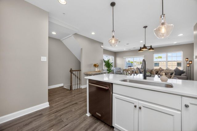21 N MITCHELL AVE, Lansdale, PA 19446