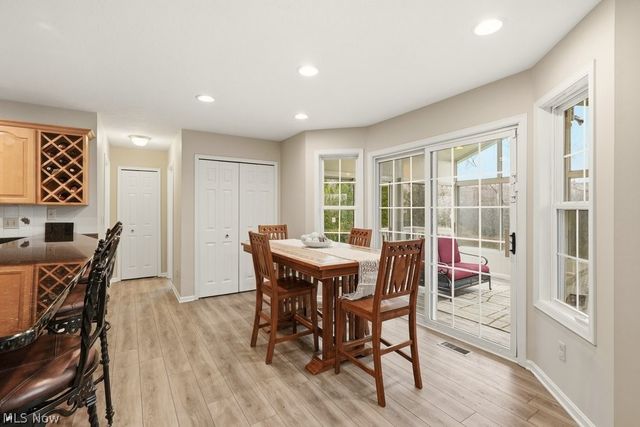 10483 Belmeadow Drive, Twinsburg, OH 44087