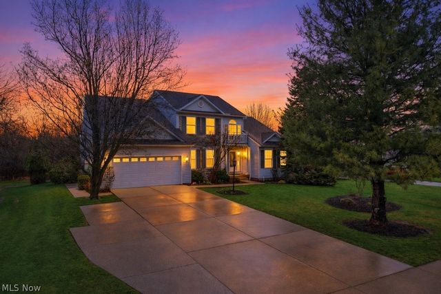 10483 Belmeadow Drive, Twinsburg, OH 44087