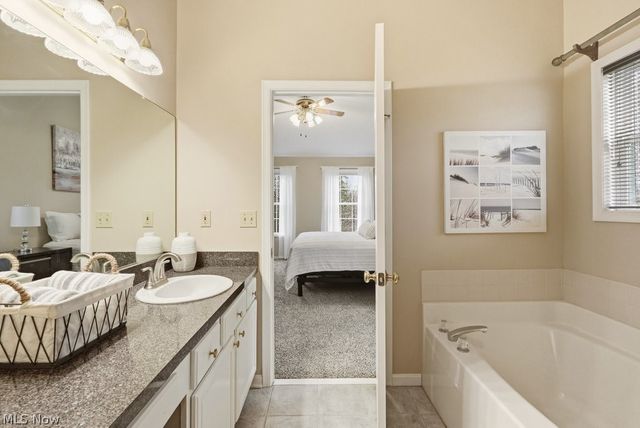 10483 Belmeadow Drive, Twinsburg, OH 44087