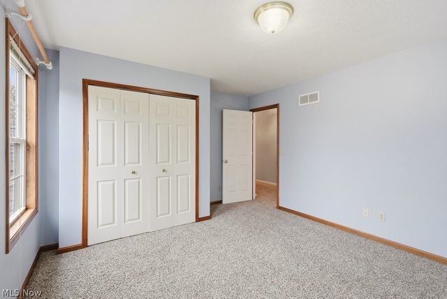 10483 Belmeadow Drive, Twinsburg, OH 44087