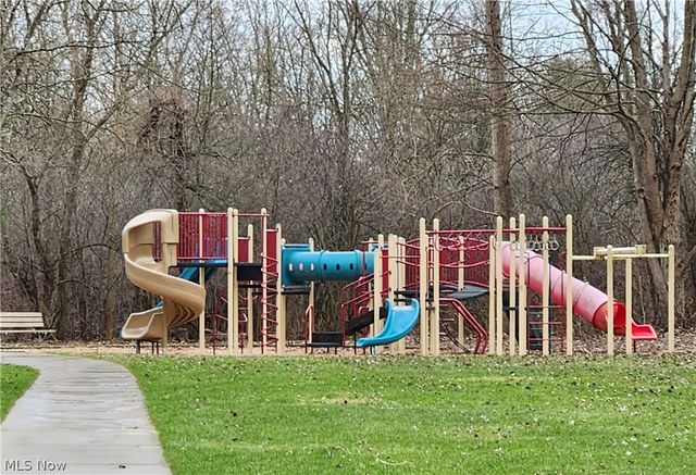 10483 Belmeadow Drive, Twinsburg, OH 44087