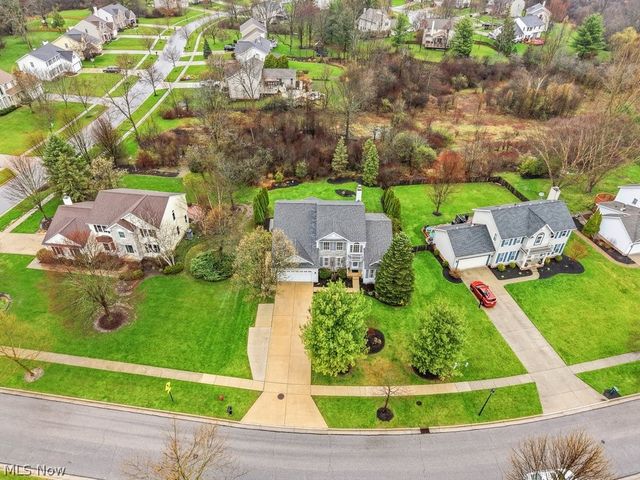 10483 Belmeadow Drive, Twinsburg, OH 44087