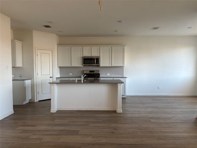 5748 Morvich, Forney, TX 75126