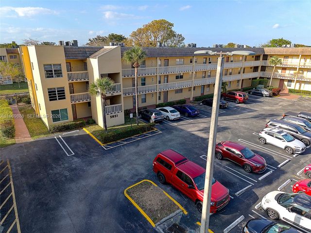5851 NW 62nd Ave 210, Tamarac, FL 33319