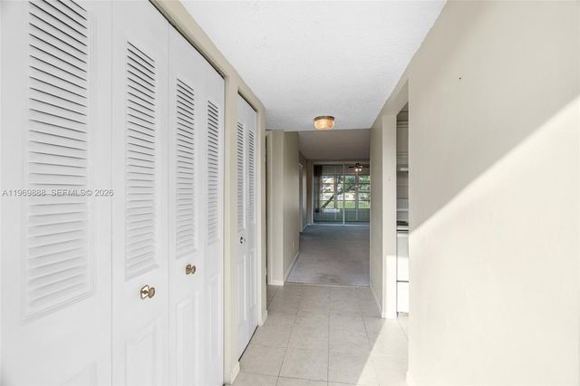 5851 NW 62nd Ave 210, Tamarac, FL 33319