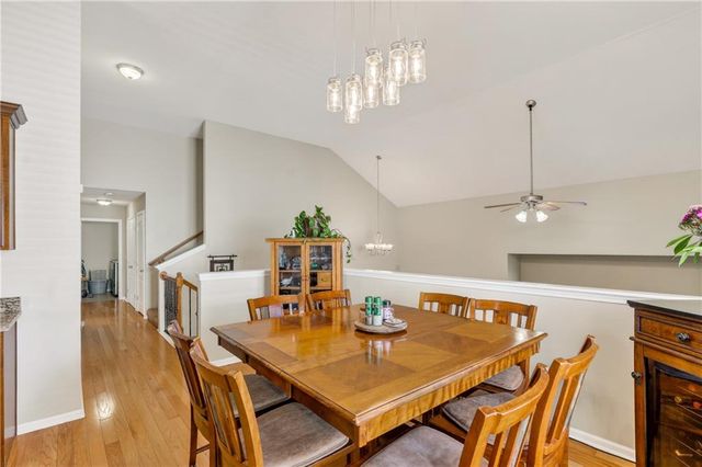 10201 N Willow Avenue, Kansas City, MO 64157