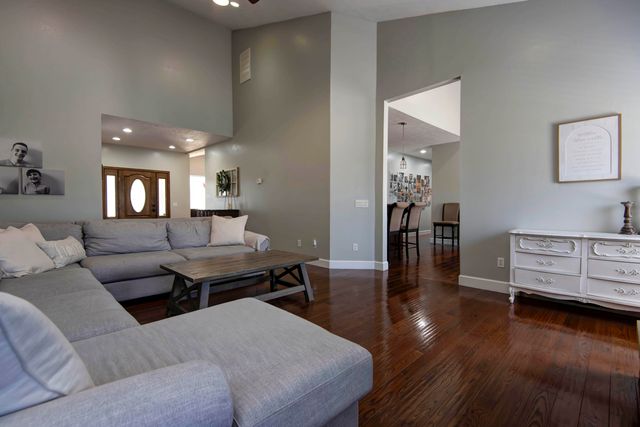 2362 Hazelwood Road, Seymour, MO 65746