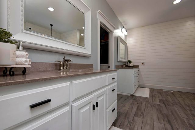 2362 Hazelwood Road, Seymour, MO 65746