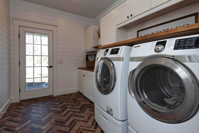 2362 Hazelwood Road, Seymour, MO 65746