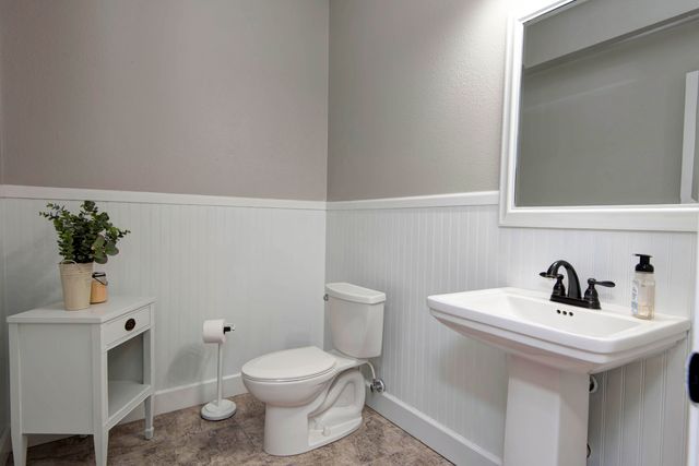 2362 Hazelwood Road, Seymour, MO 65746