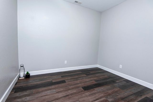 2362 Hazelwood Road, Seymour, MO 65746