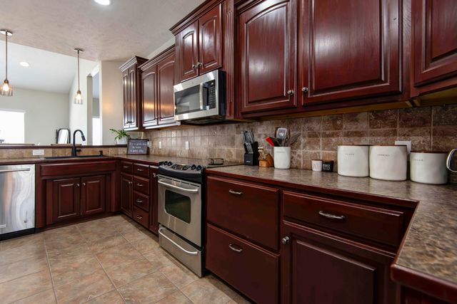 2362 Hazelwood Road, Seymour, MO 65746